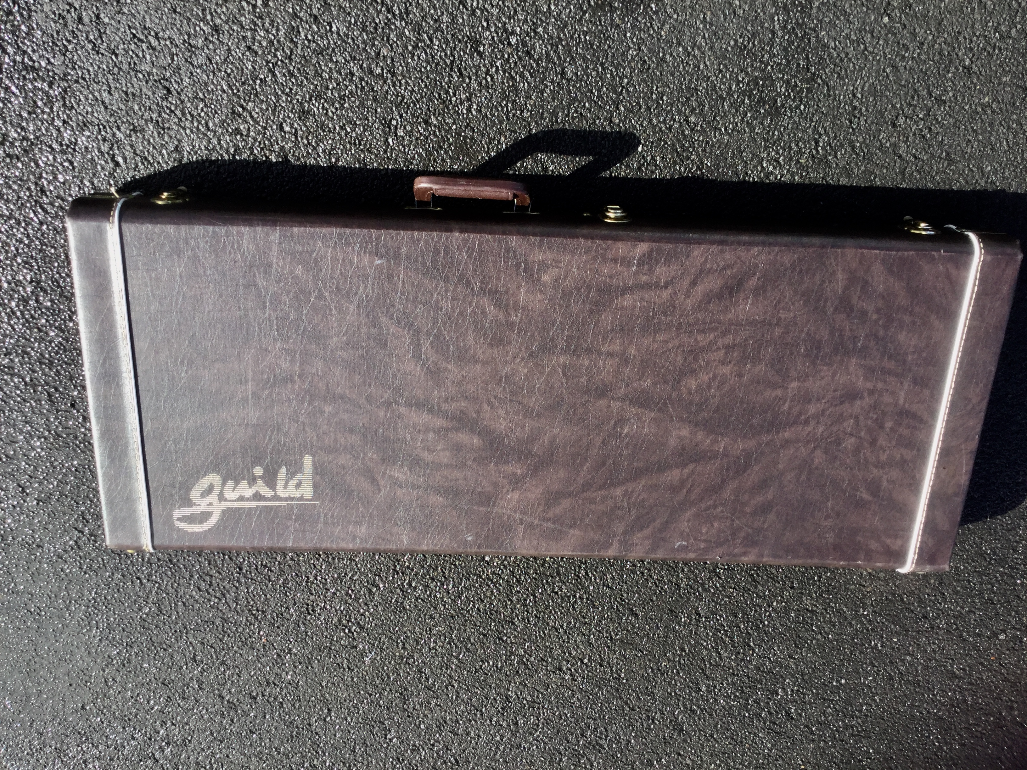 0B60EA1B-BCC3-4DAF-B1BA-32F548075FC8