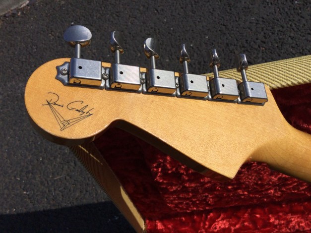 A5F1AF3F-7A3A-4C6C-87B1-D9A793F540B8