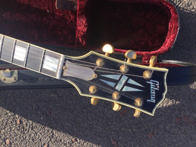 16EF9FCE-D639-4A5C-BD66-612819E30739