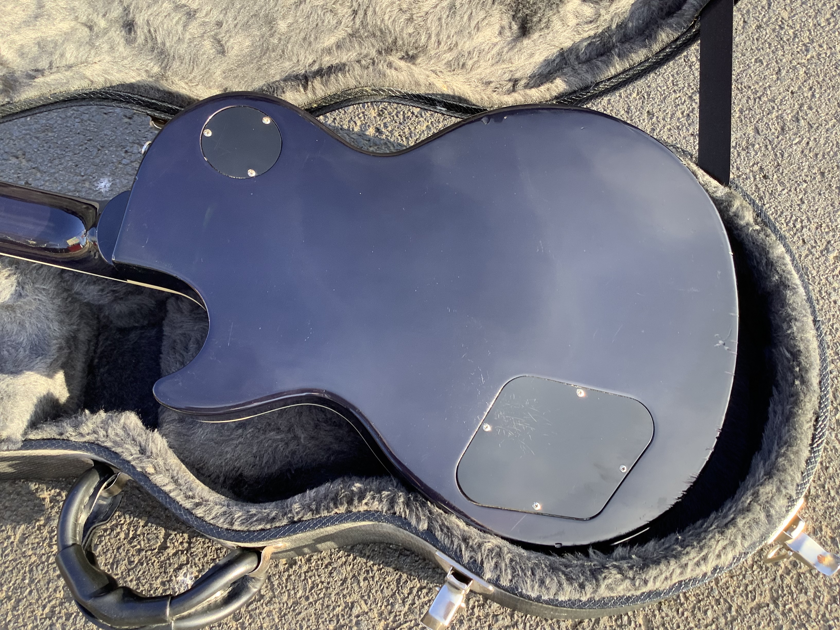 090ACF46-244D-4B97-B9D9-BCFE541AD836