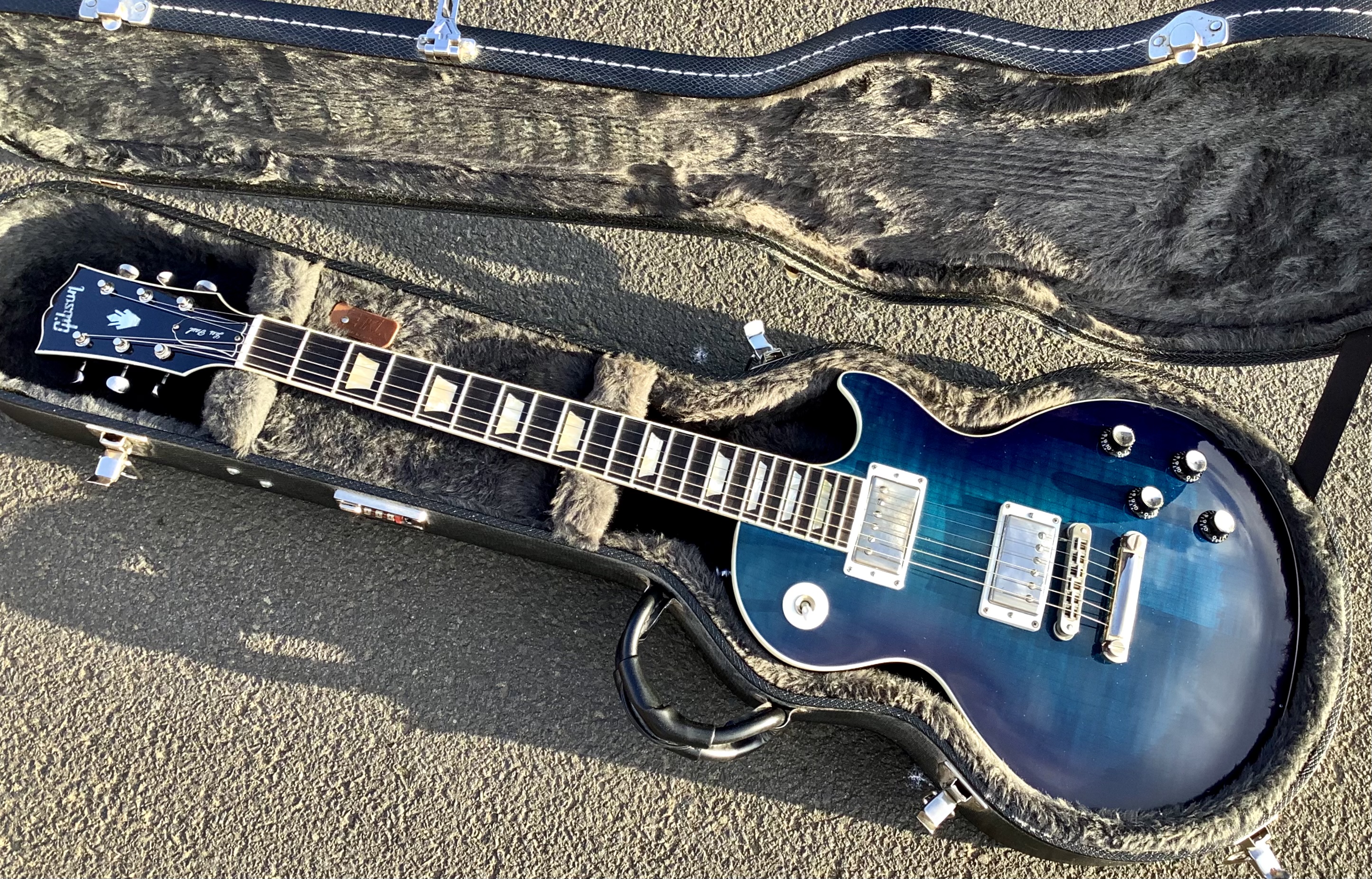 D979CB28-4456-48CB-A8EC-B55060B30FB3