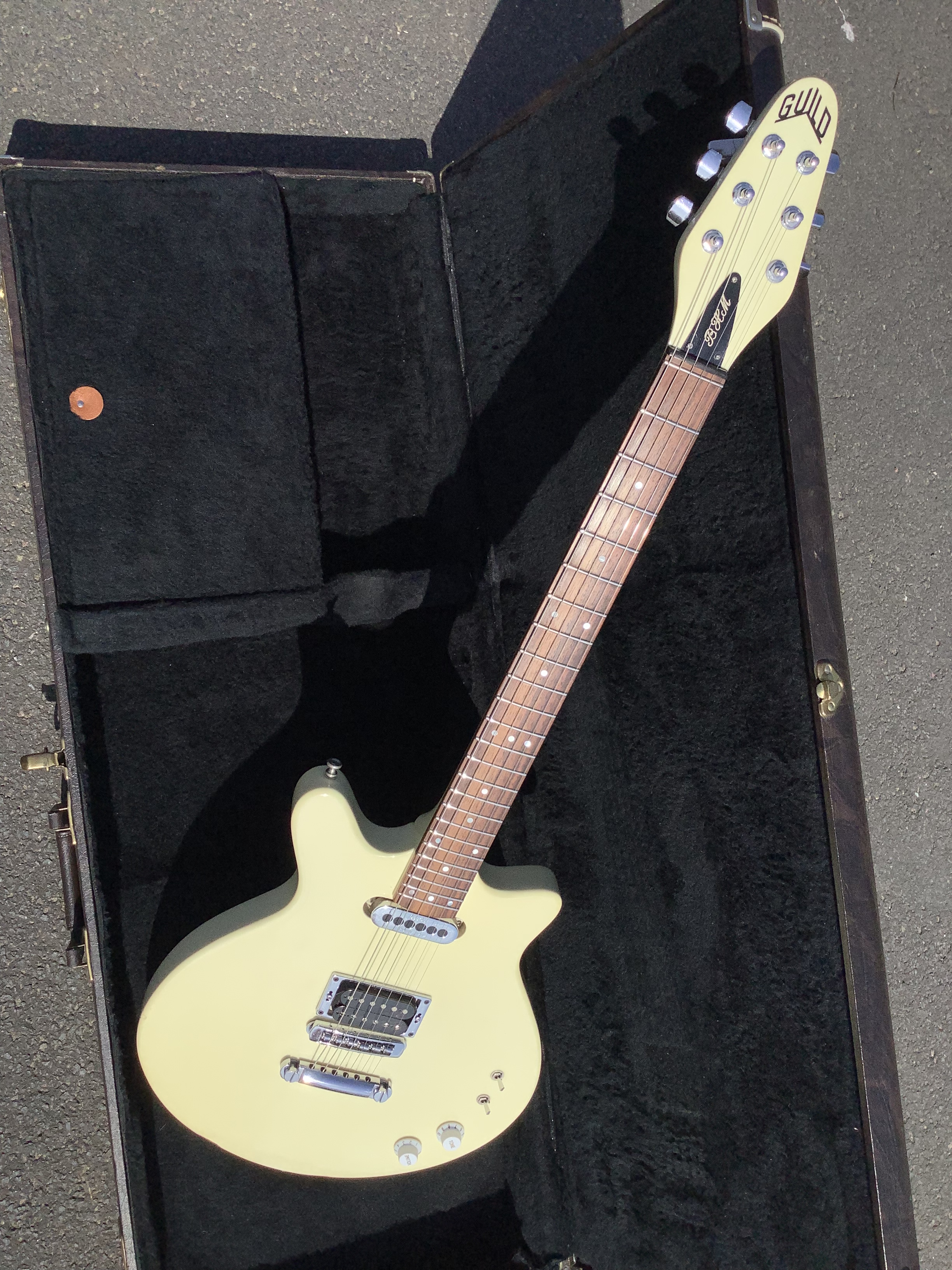 E9ADA917-2878-429F-BA1C-B3A9EC36D6F5