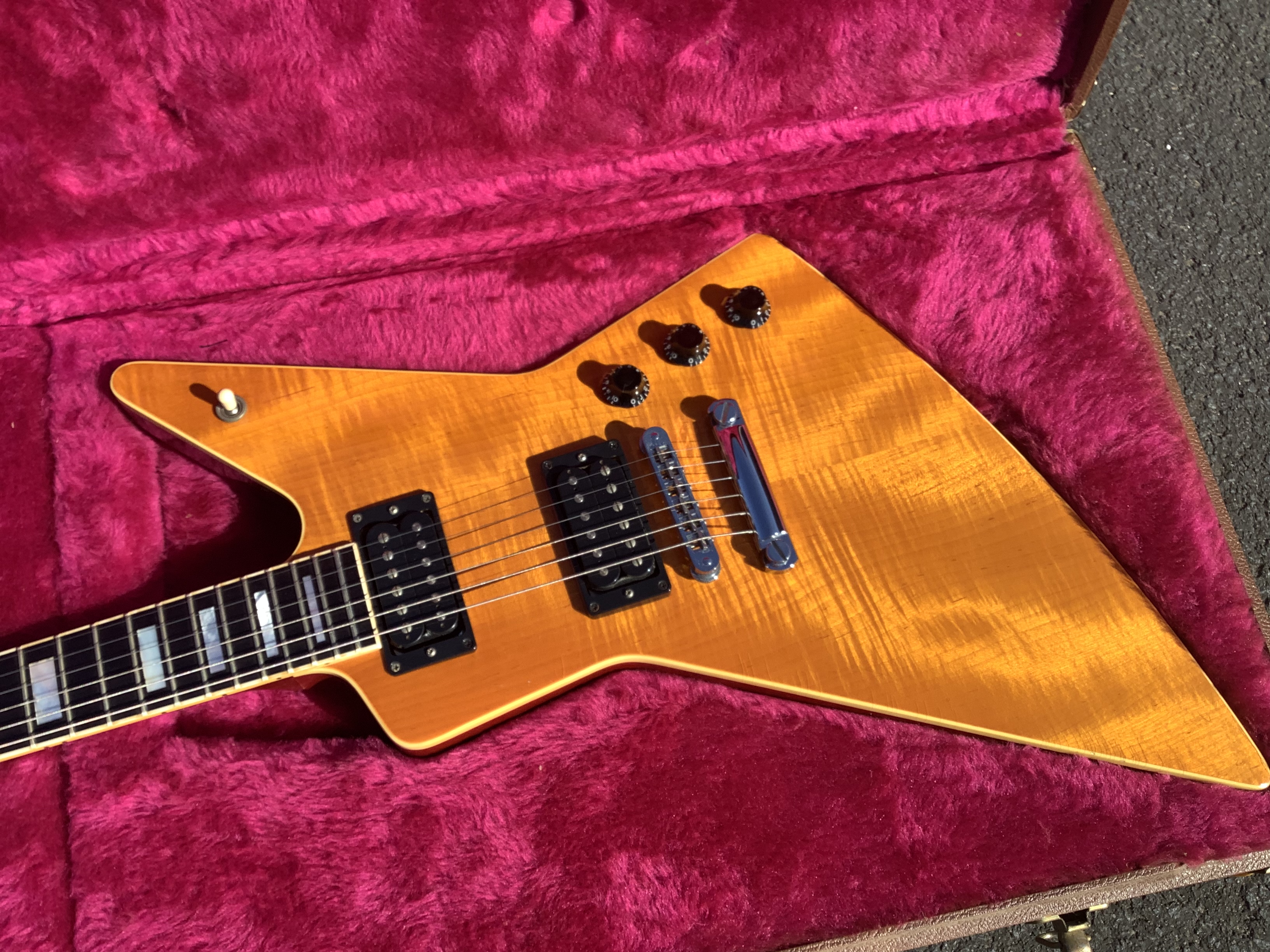 2E1B60B7-1DC8-402B-8CC5-12DE31BE4AAC