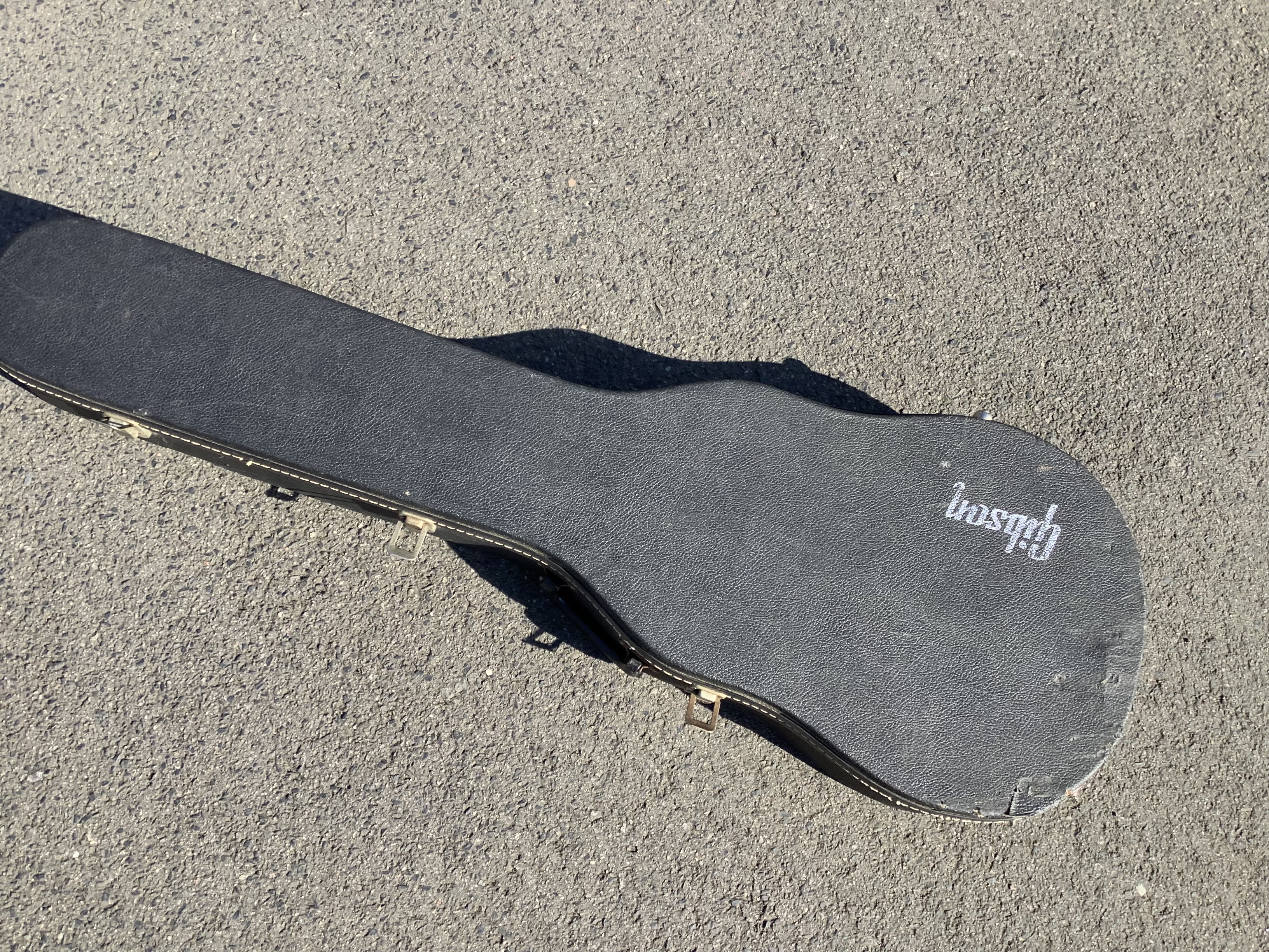 4EA6B1B0-1578-43DE-A104-C7F15B6D76A4