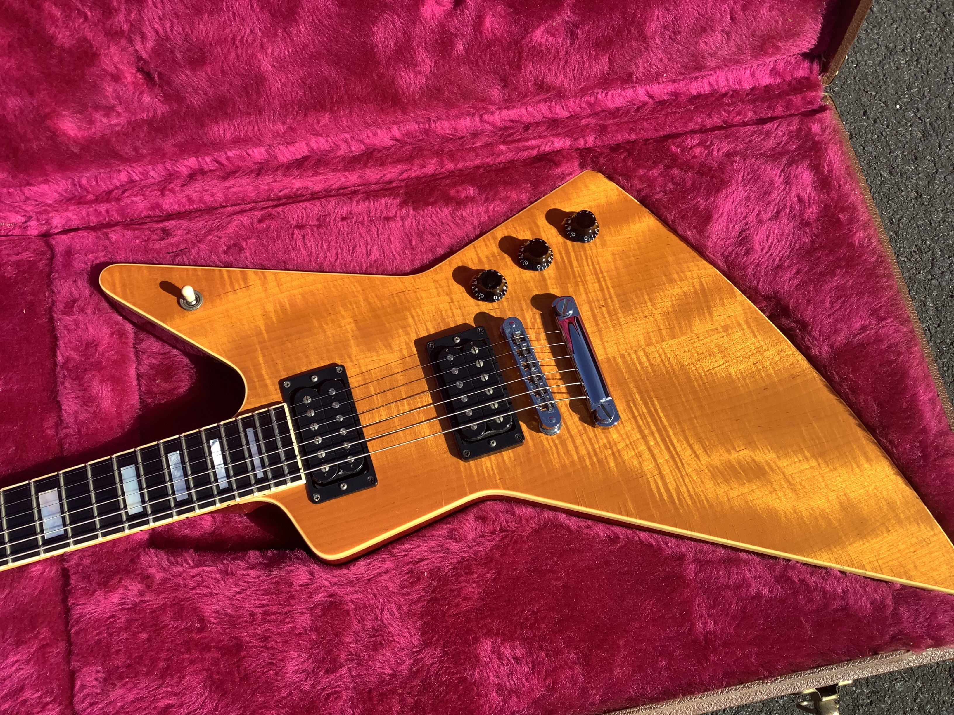 D499EE0E-0954-41E1-8B75-D4BFFB80ABB4