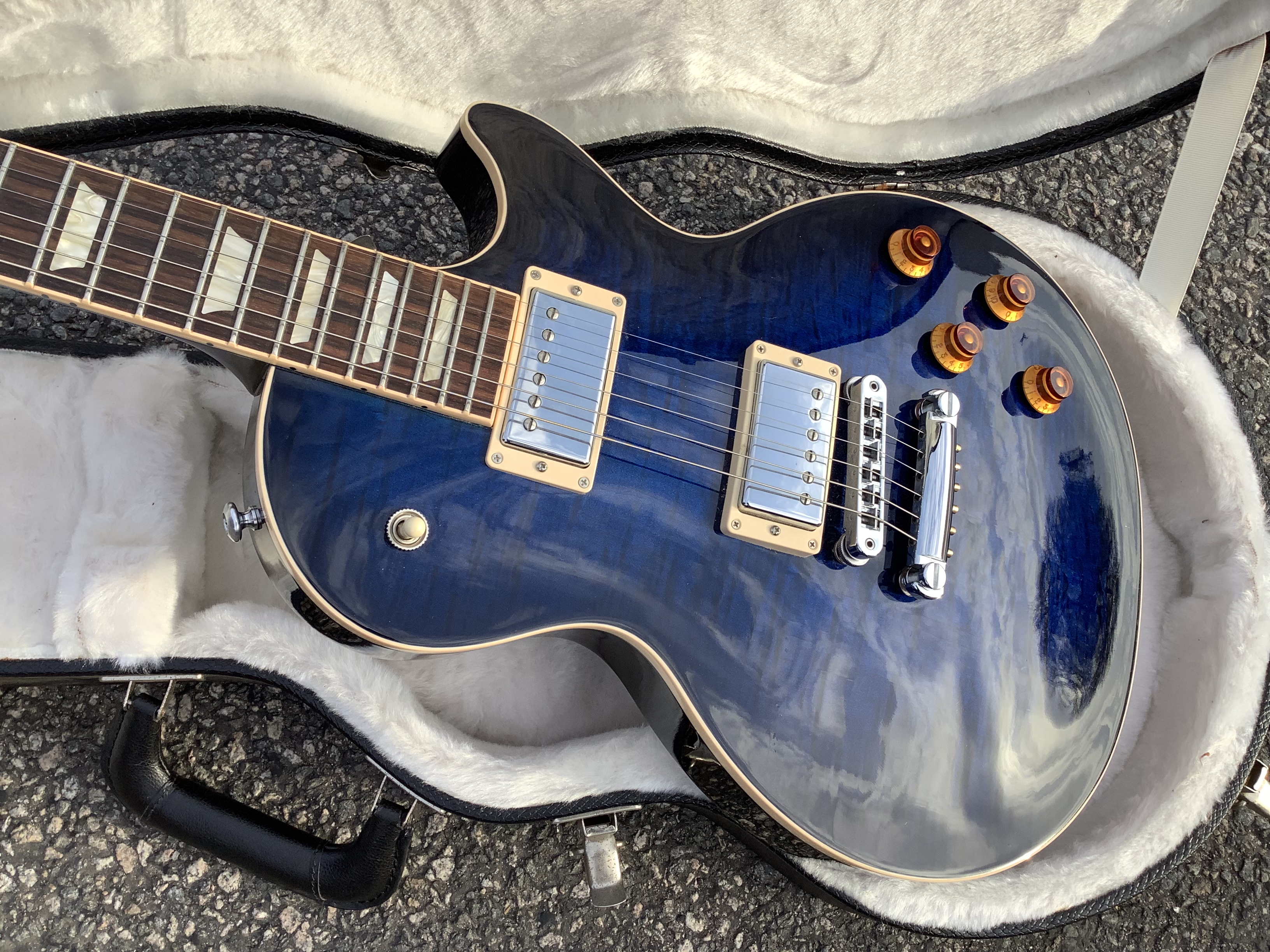 7F25FF7E-024E-4E25-B980-295C2F7604EB