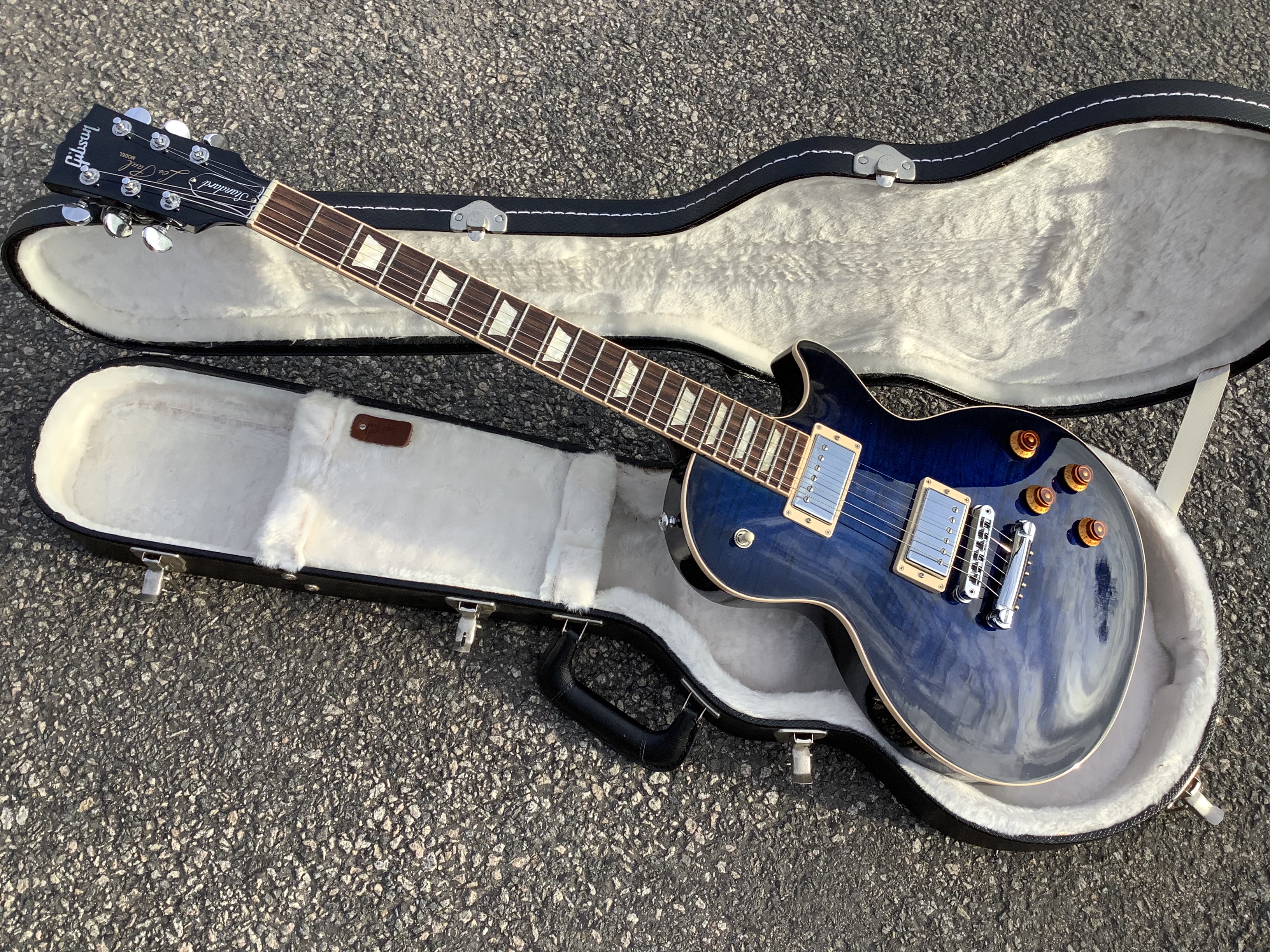 D040EB86-1AB3-4765-9FB7-F56E0C982E1D