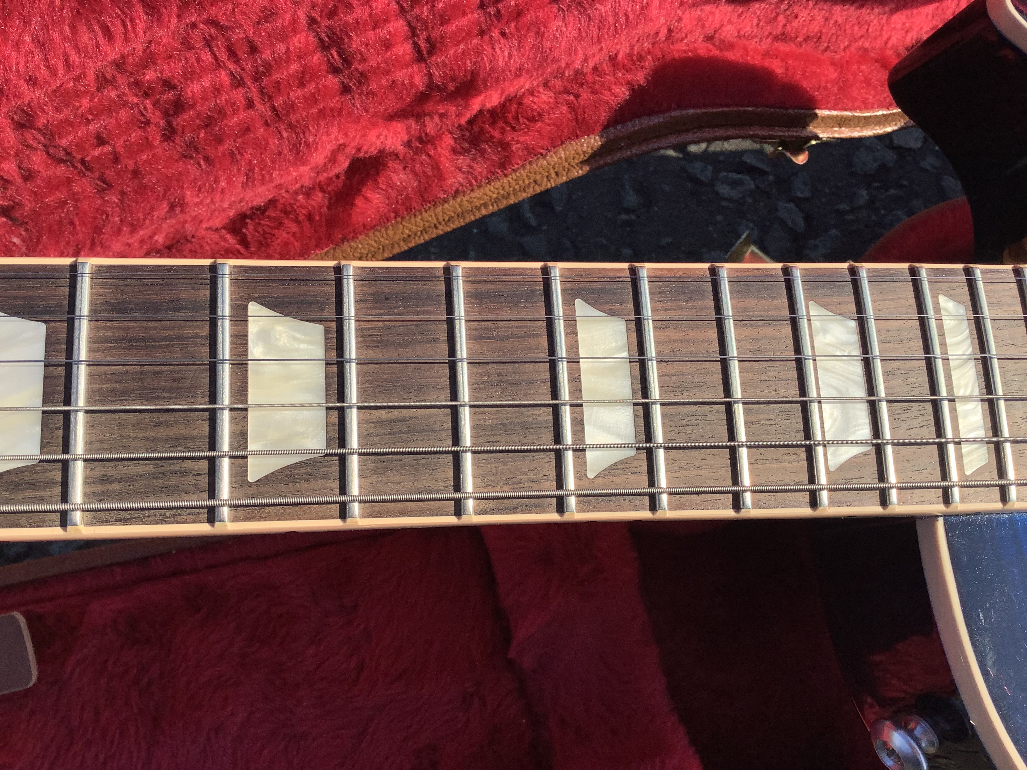 C8972773-AD89-4516-98E8-8087E00C92E7