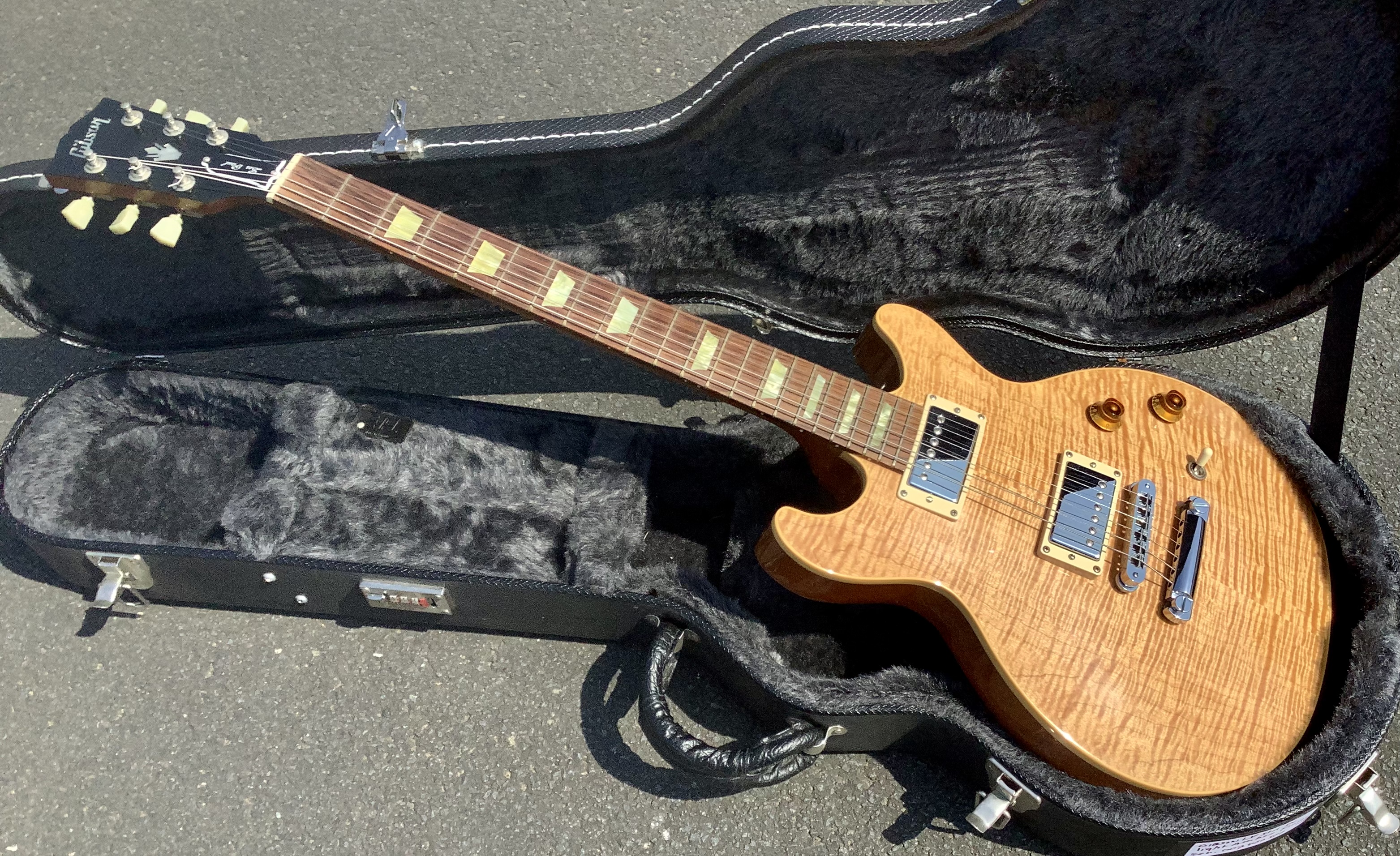 DFD5F5CD-15D9-412E-96B8-7EAD4B997254