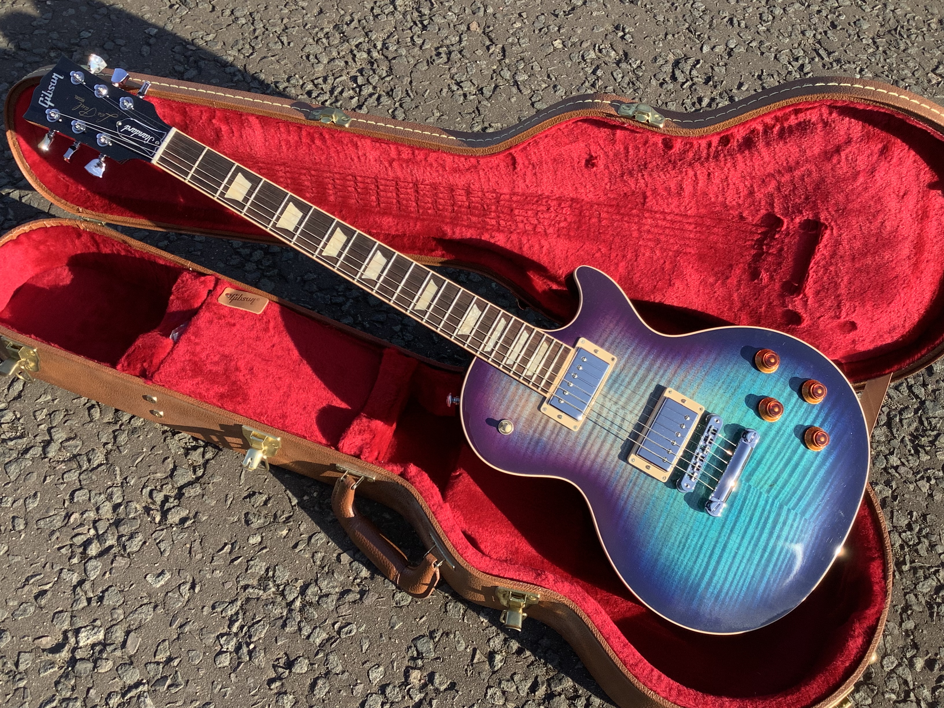 E1CB7D11-CA5C-4A28-BE2B-3D21886D286C