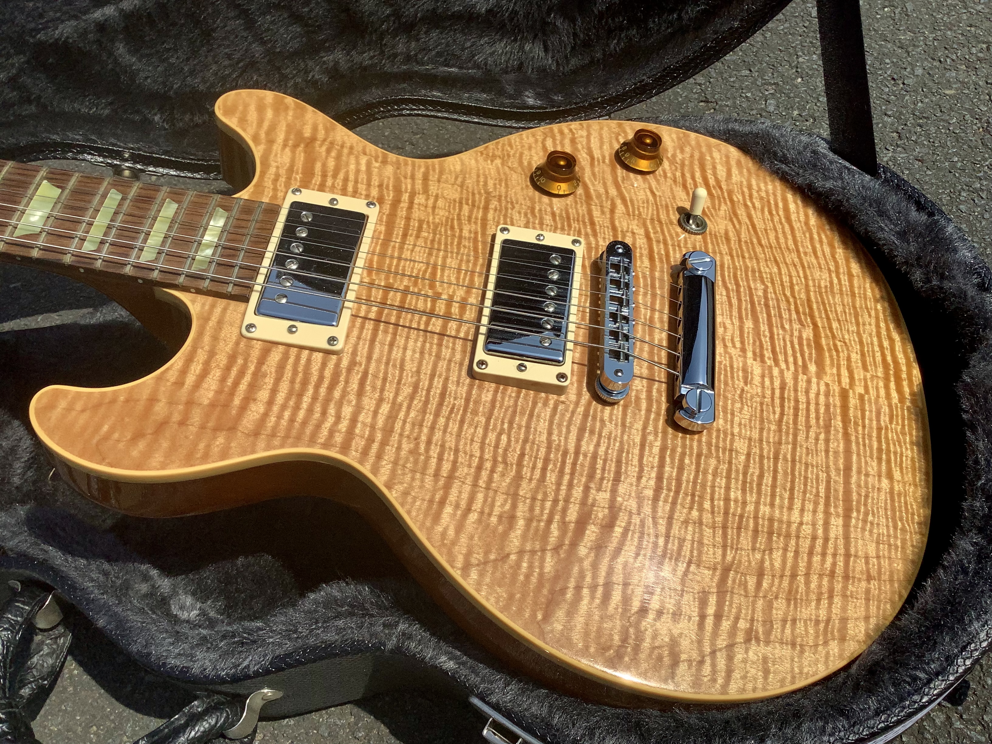 EAD3C165-99E9-4E52-9292-1D4170F05B9F