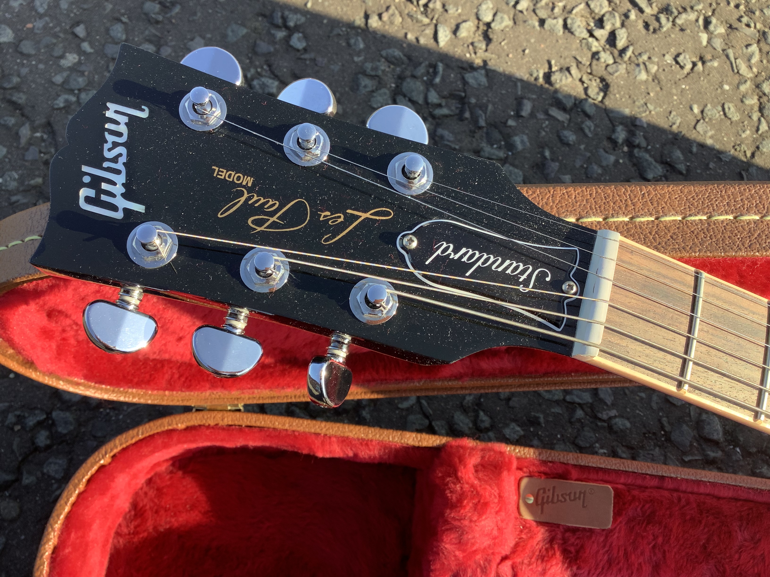 EED2E074-A859-4DD1-9A02-CA921496BA46