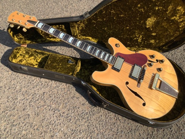 2A4EE4F1-00F0-444D-8EC3-ED4B710F10DB