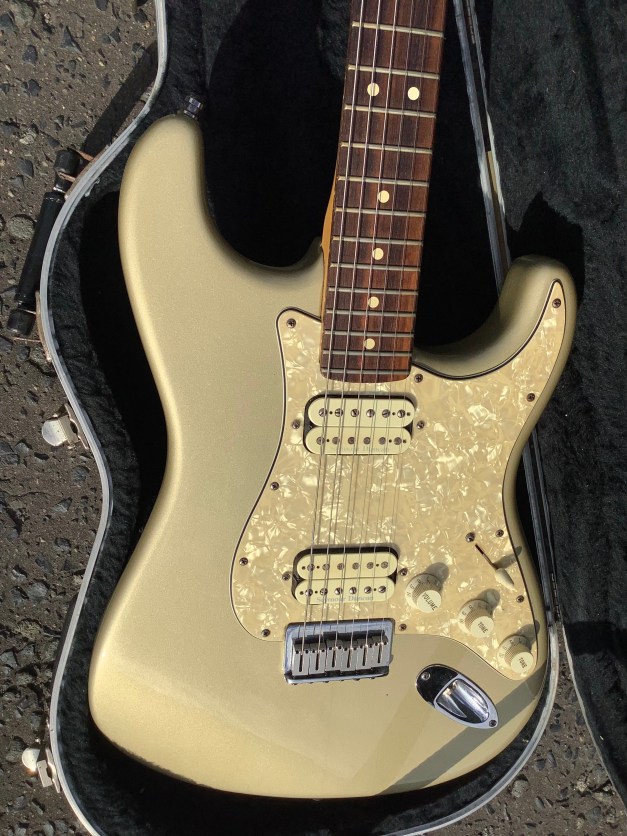 4DF59156-C8F6-43E3-951B-D8E386EDF145