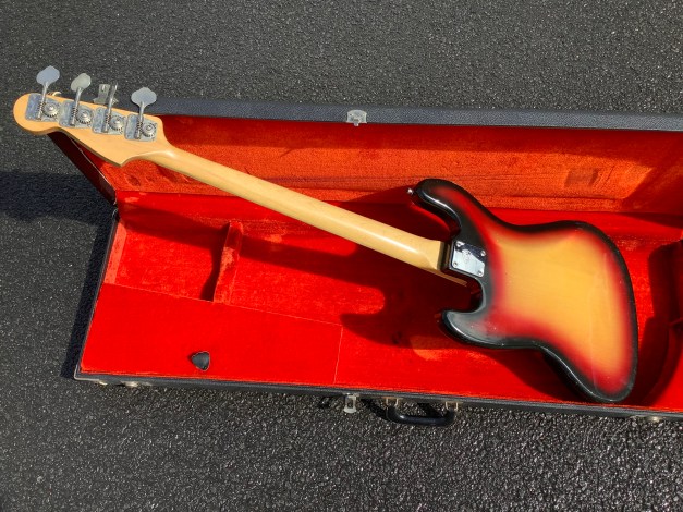 6708342E-AF0D-42F9-AB47-02172BF95F4E