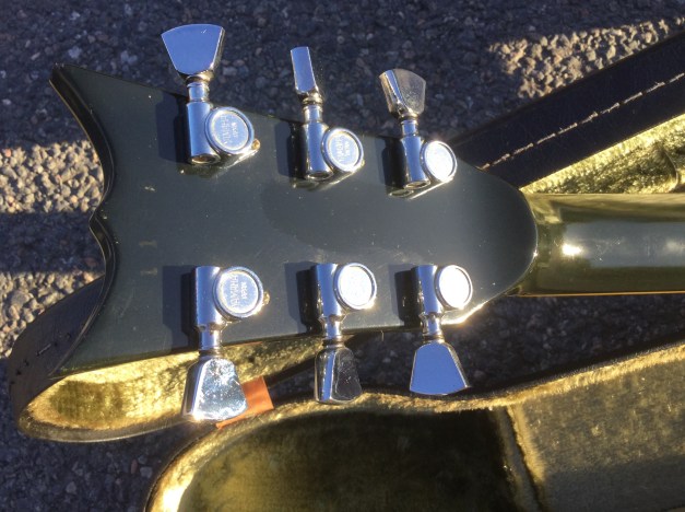 E1632D96-CFA8-4BC8-B344-3E76130FBE43