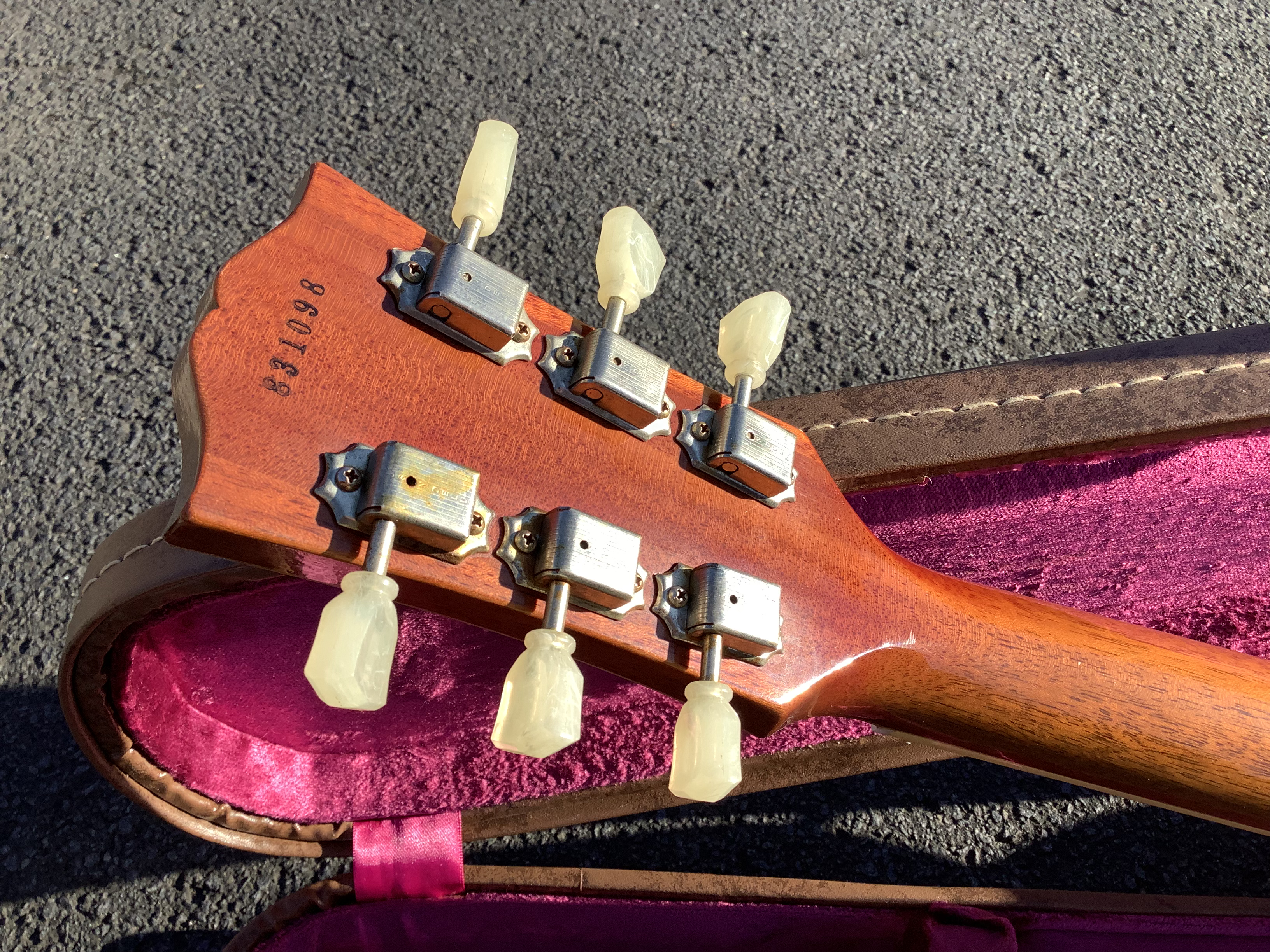 147AF8E8-DB16-4514-9EE7-0FE1396C9406