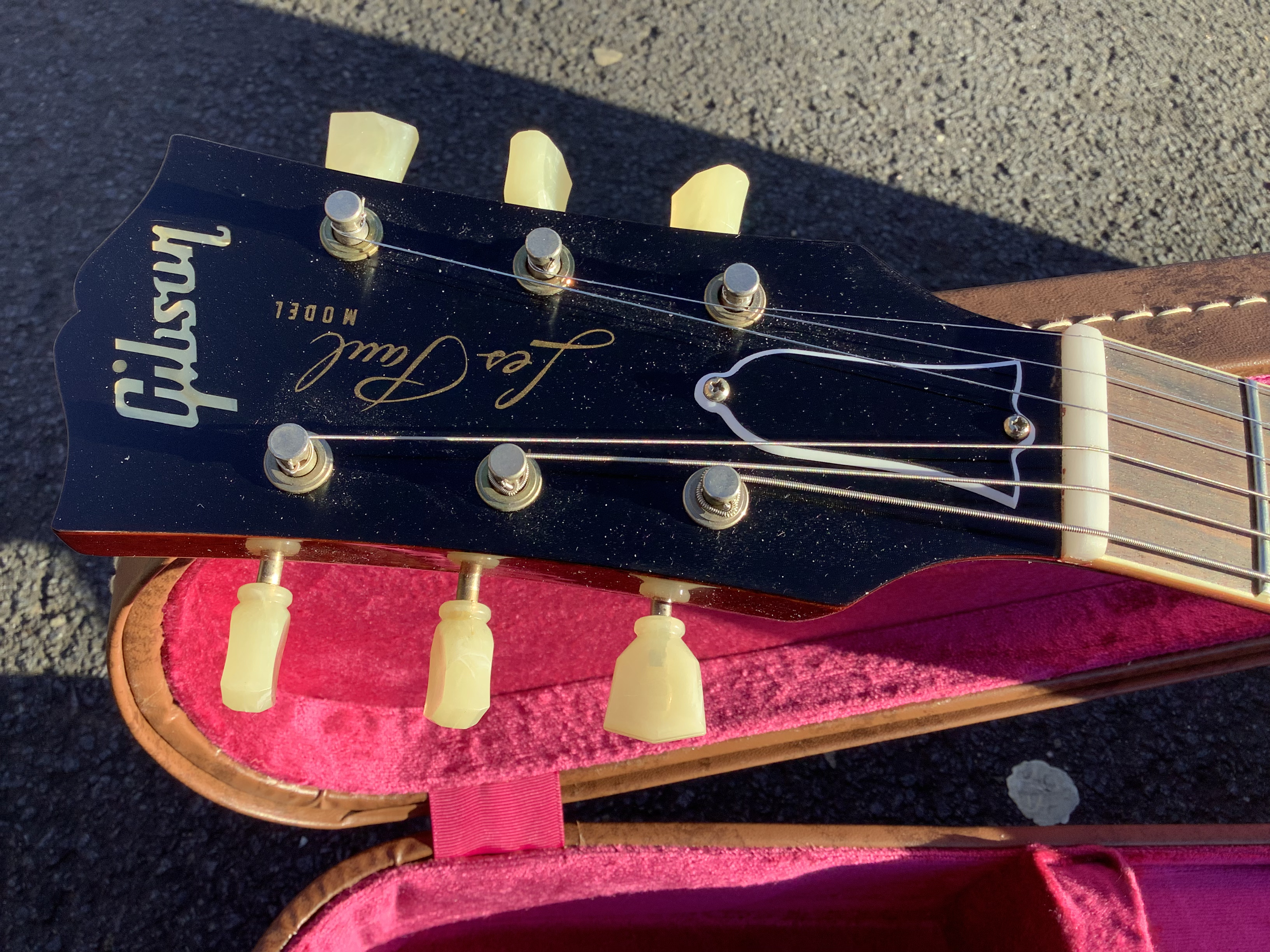 20AF462E-B1FA-46EF-84CE-D31BAC95ED3D