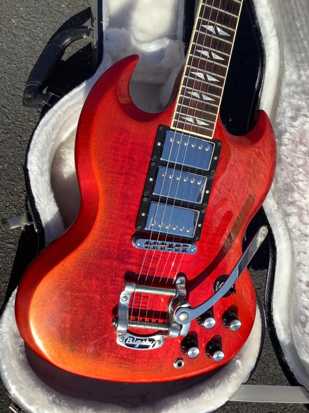 64893A30-8B4E-4C7E-8D27-F6B54A1286D9