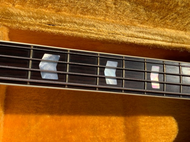 9B39DF83-3E73-4664-9291-E5C8363A9C76