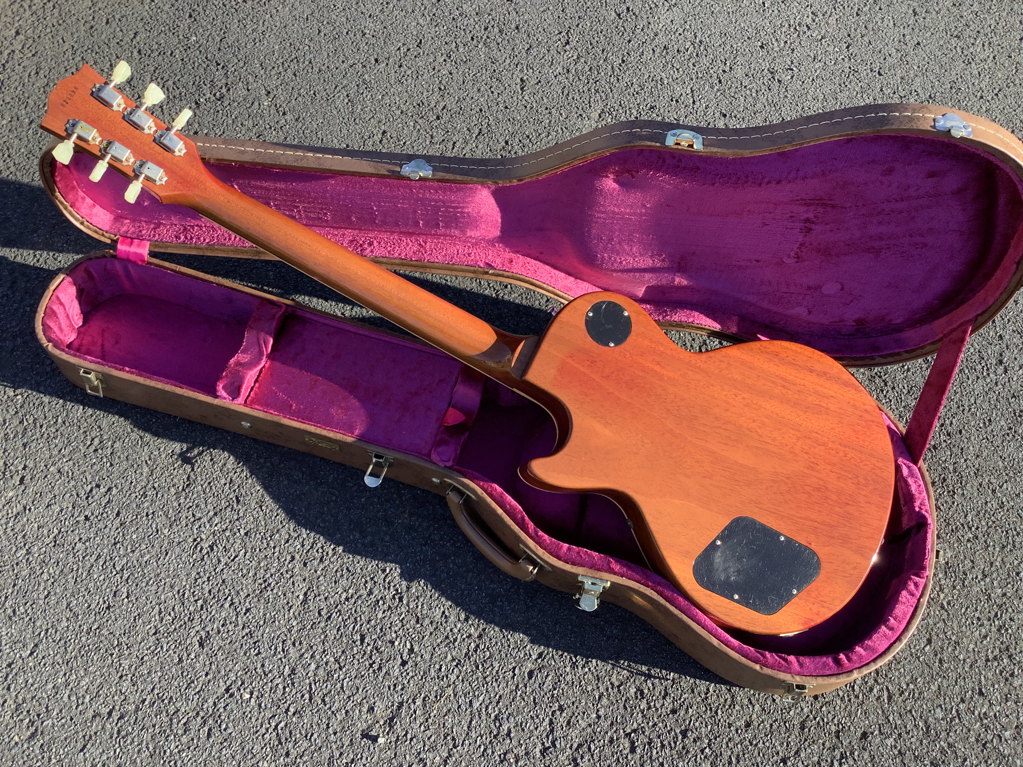 A622B525-6B13-4EE7-A376-C02AF2FEF1AB