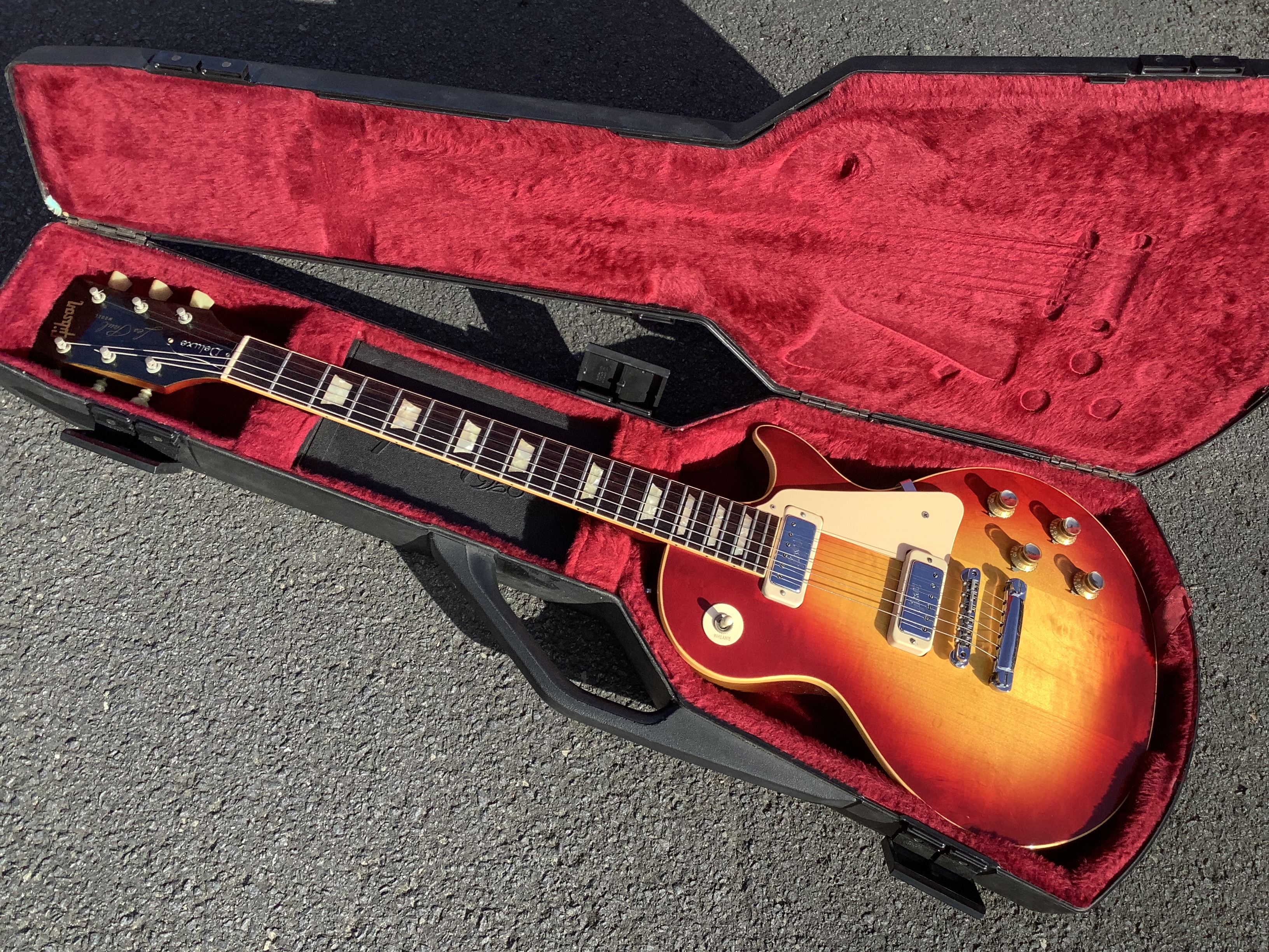 D189253C-4225-4633-BB09-961402E9763D