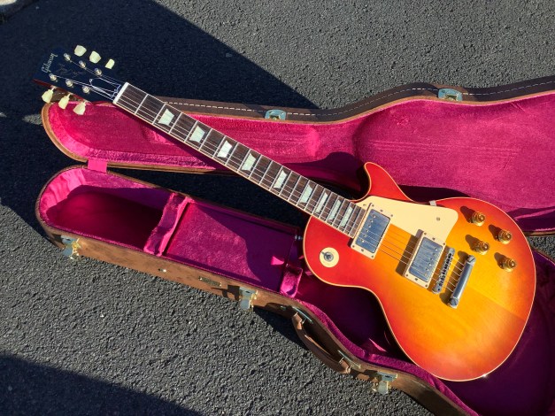 EE2161EC-39A6-4891-9F53-1E5D8968A5C9