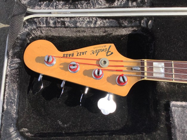 8D700699-1A21-4E82-95E9-9F3E6F5C5530