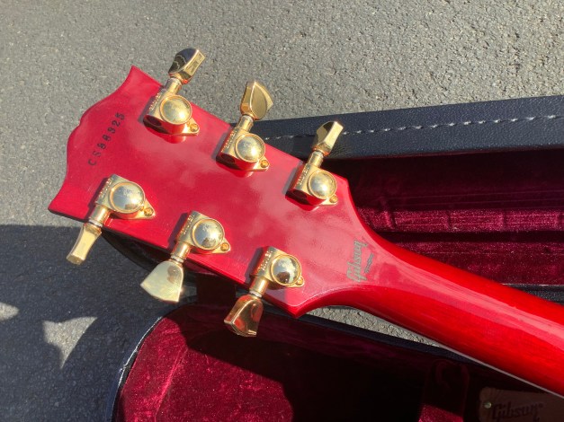 775EACC4-0C59-45BB-B3C8-28266931CF93