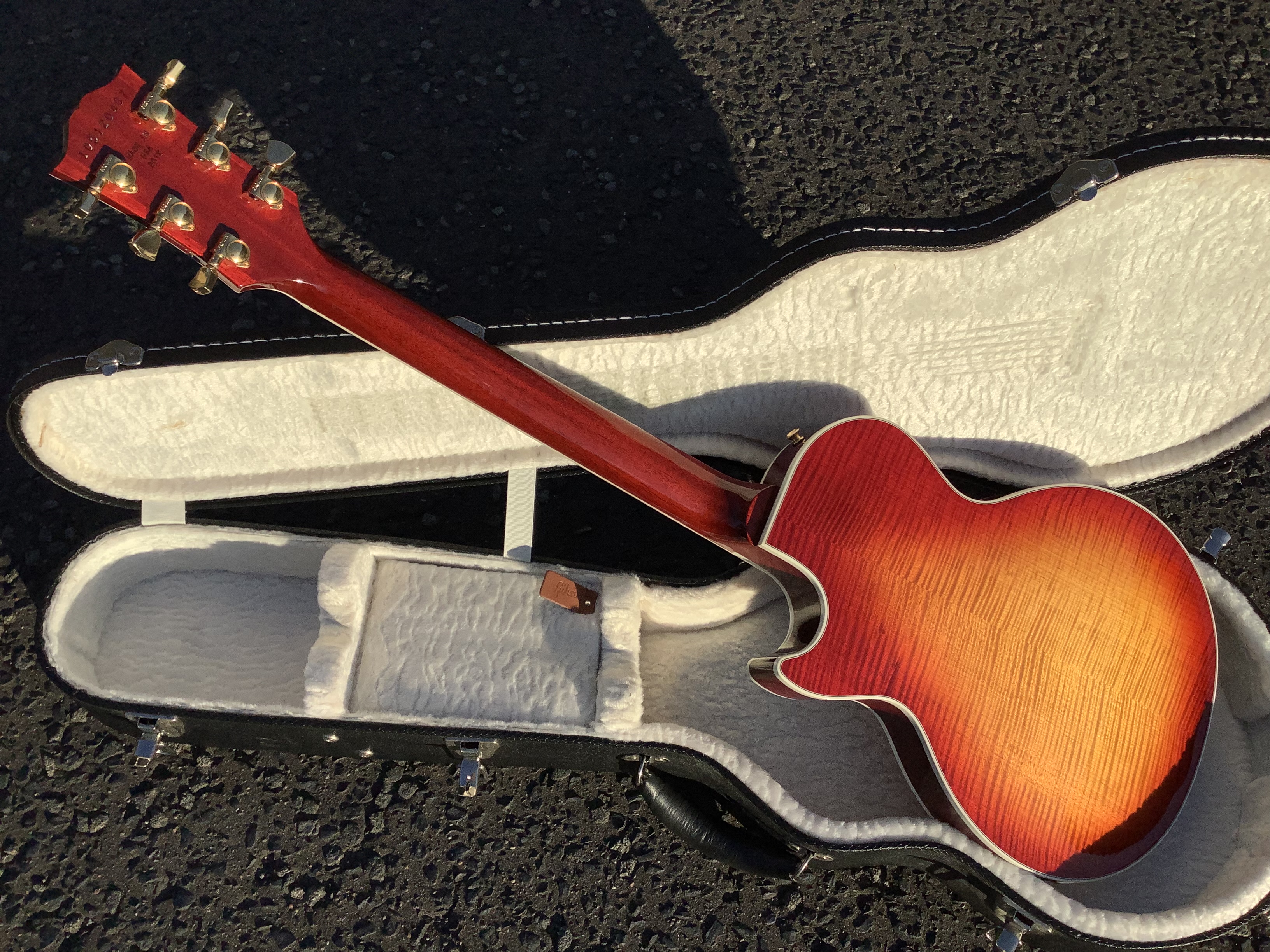 4FE76AD6-320B-4FE3-8E9F-959B81D802D6