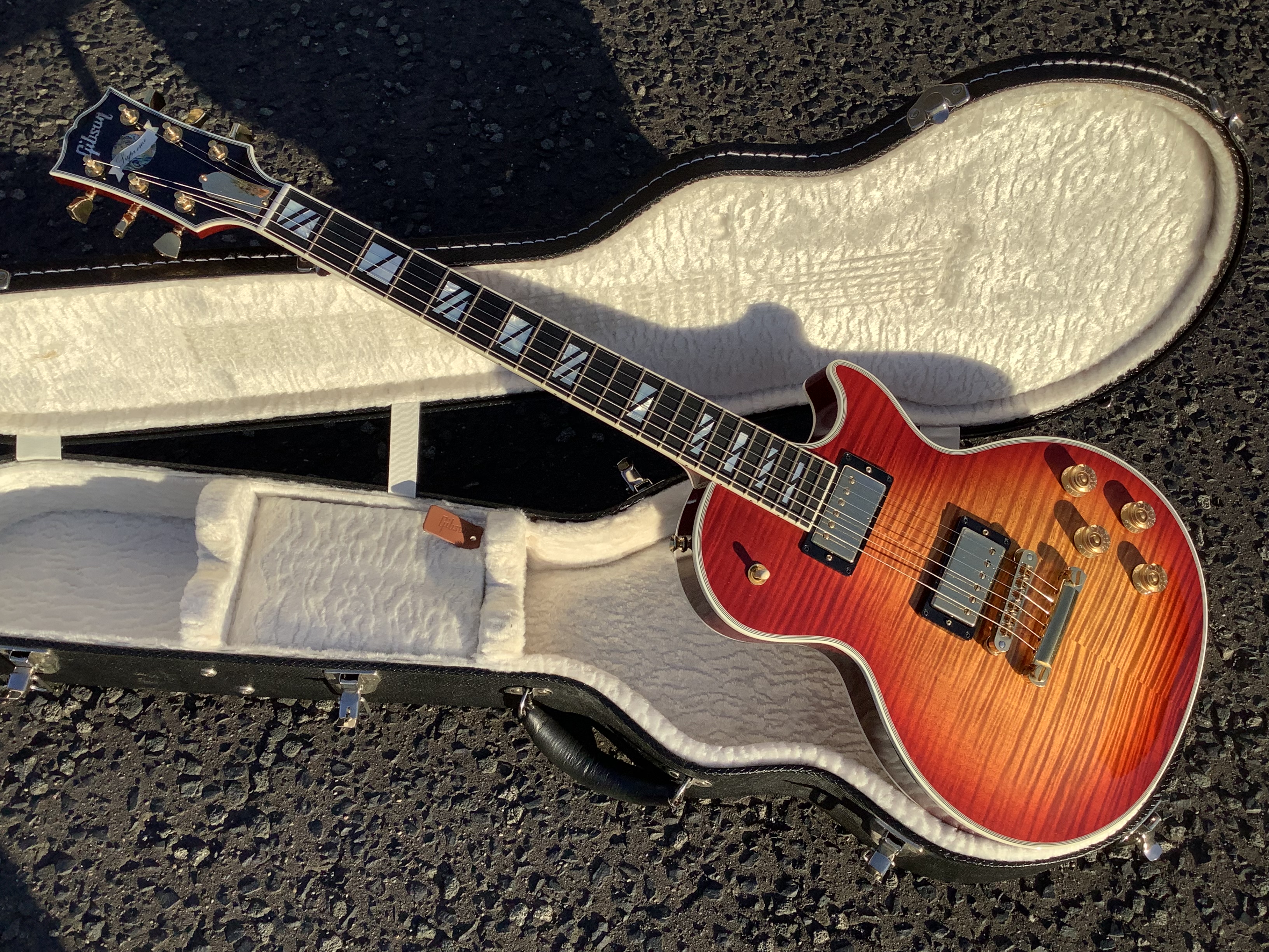 58F6C542-9B63-42F7-87DC-D4BBAD681051