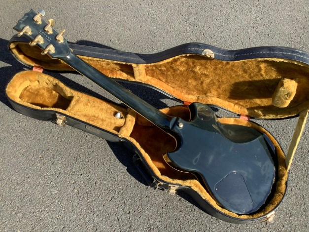 86322358-2A8F-4601-9BDF-06752D5EEA1A