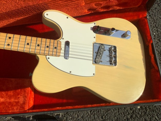 Fender telecaster (1975)